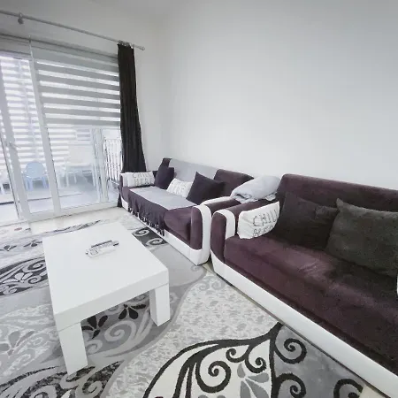 Family Comfortable Apartment - Complex With Pool Апартаменты