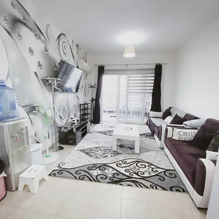 Family Comfortable Apartment - Complex With Pool